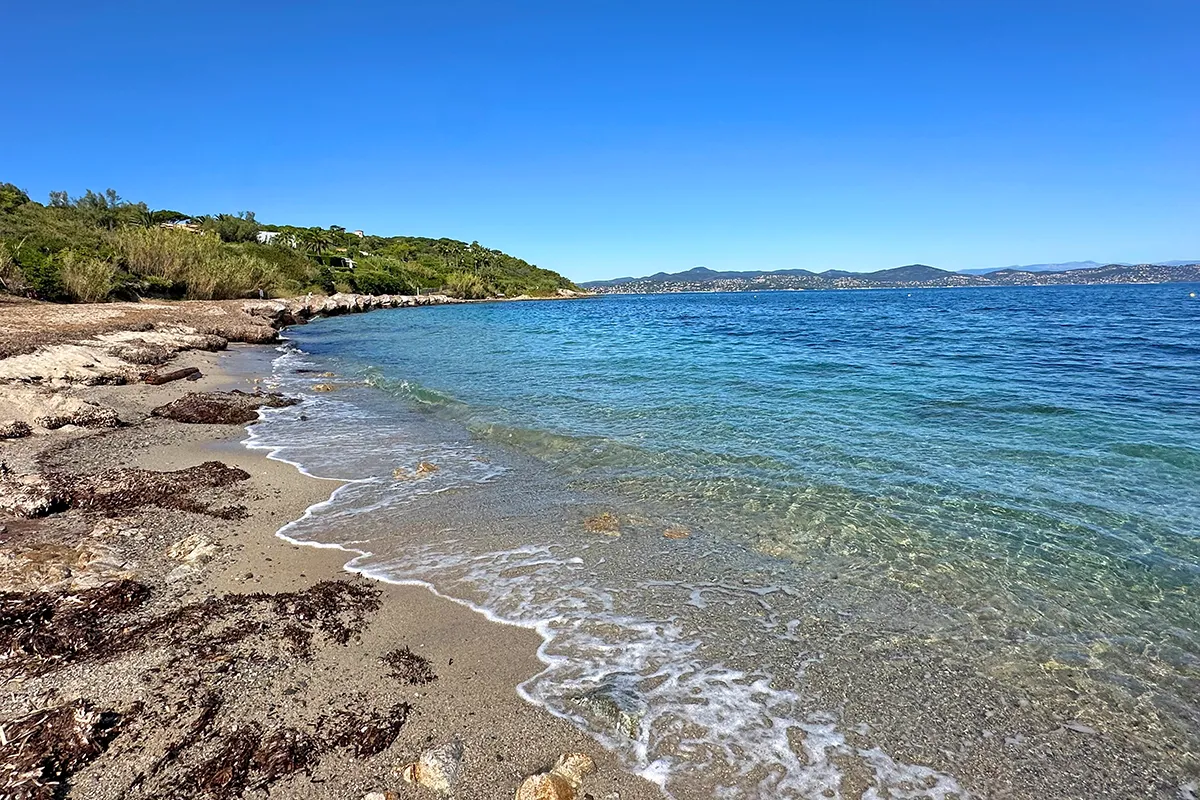 La Moutte, a wild beach in Saint-Tropez