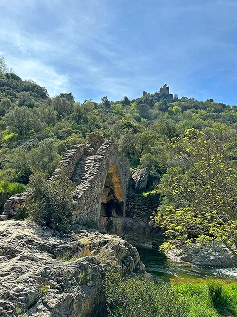 The hike from the "Pont des Fées" in Grimaud