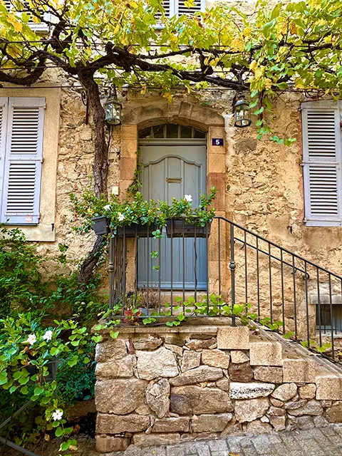 Visiting the village of Saint-Tropez