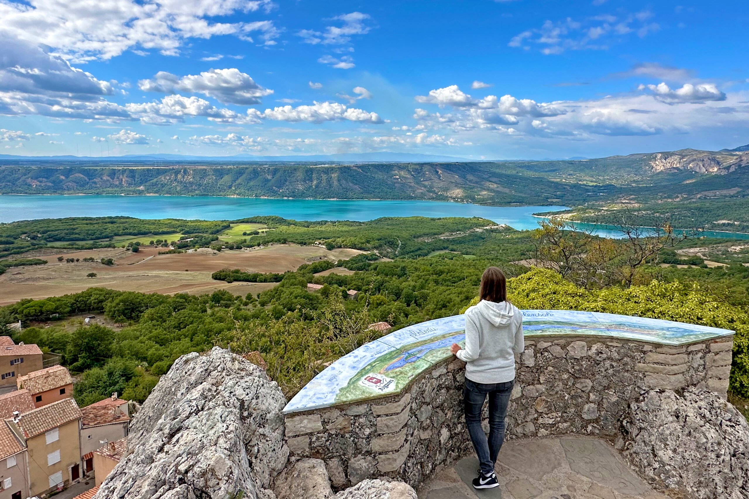 Viewpoints over Lake of Sainte-Croix : a top activity to do in the Verdon