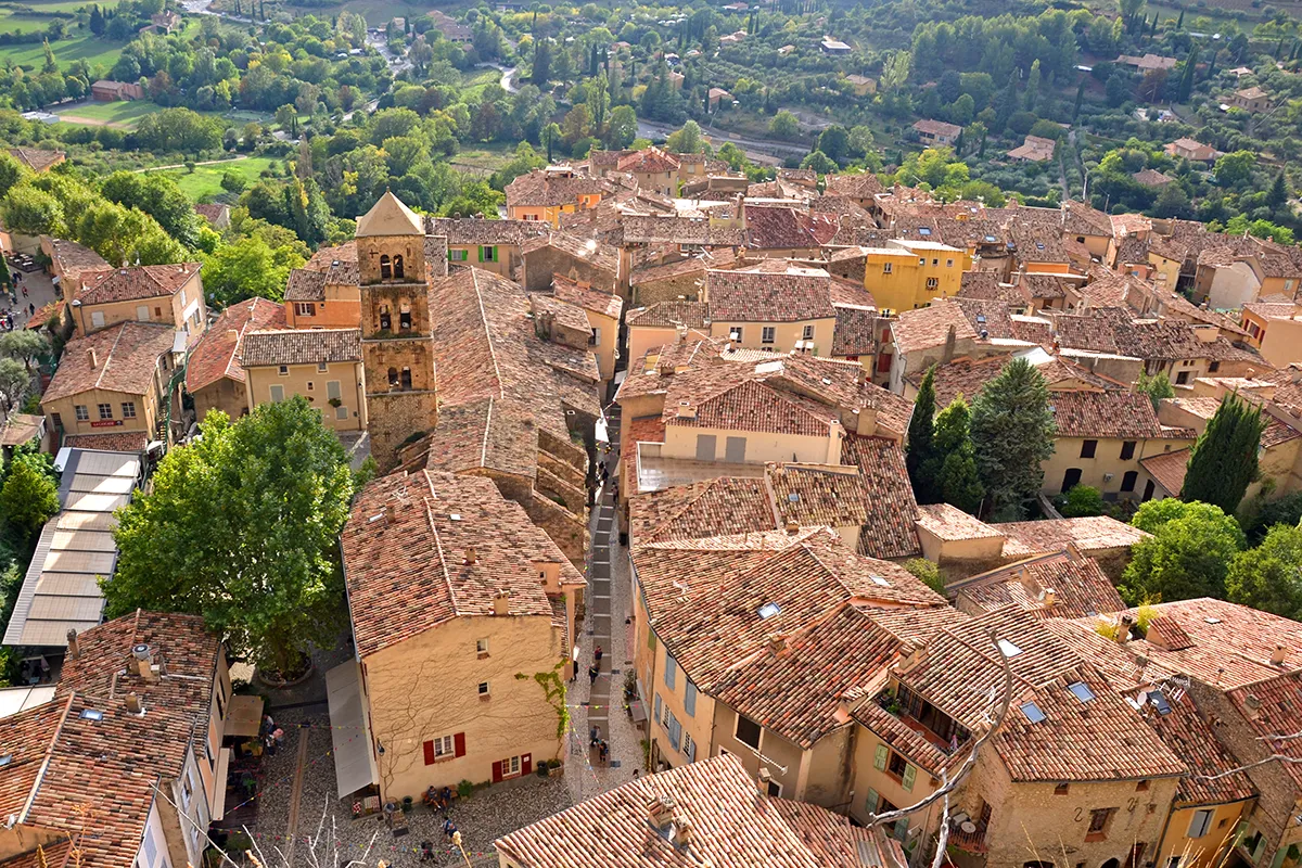 View over the roofs of Moustiers-Sainte-Marie