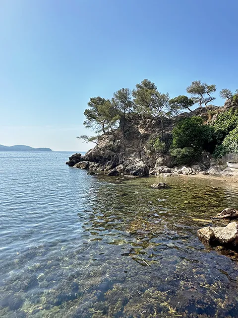 Little cove near the restaurant