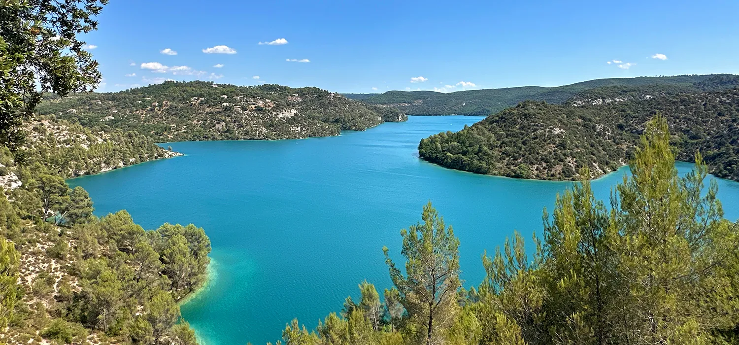 Esparron lake, a Verdon treasur with intense blue waters