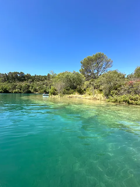 Swimming in “Le Quartier” at Esparron lake