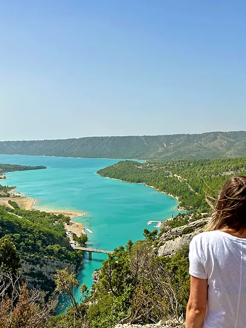 The immensity of Sainte-Croix lake
