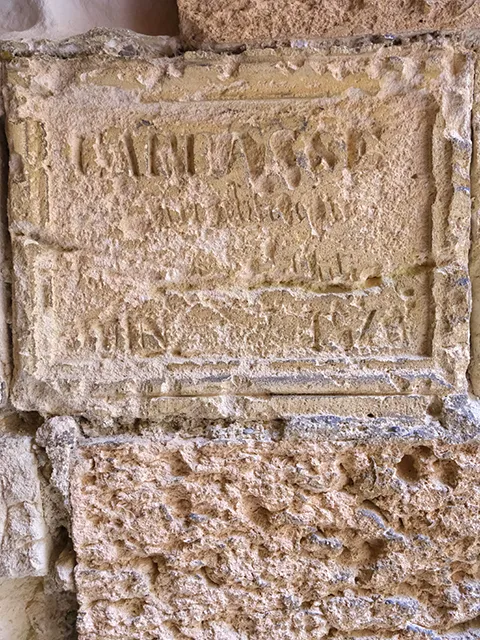 Engravings left by prisoners and guards - Château d'If