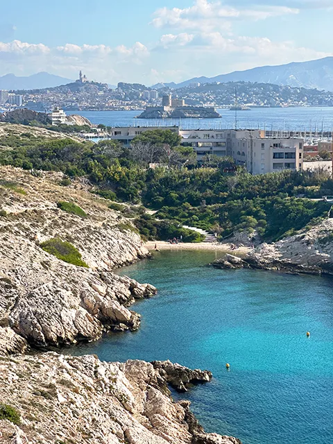 Book accommodation on the Frioul islands