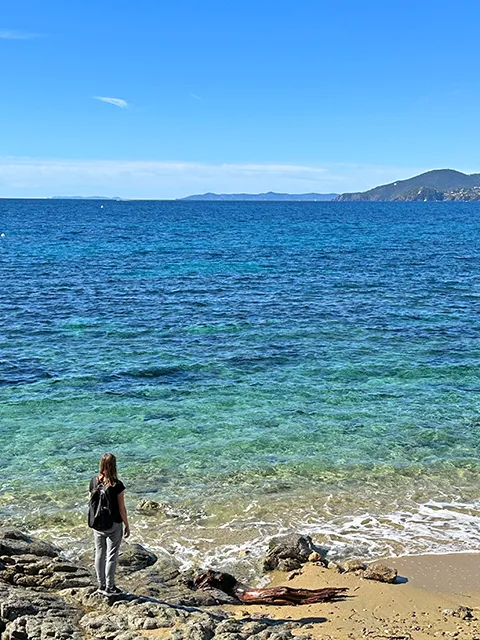 Cap Taillat hike from Gigaro beach