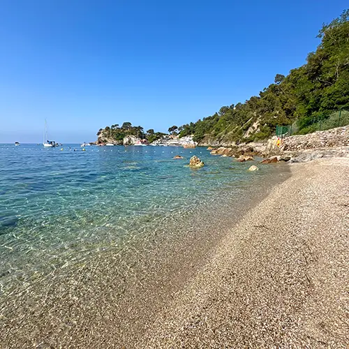 Méjean beach, a beautiful place to discover in the south of France.