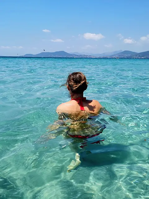 The clear water of Almanarre beach in Hyères