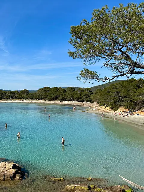 What to do in the Var during 1 week of holidays? Swimming at Estagnol beach