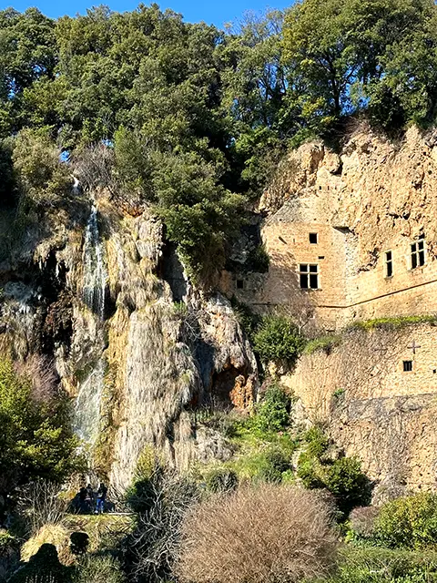 Villecroze and its waterfall